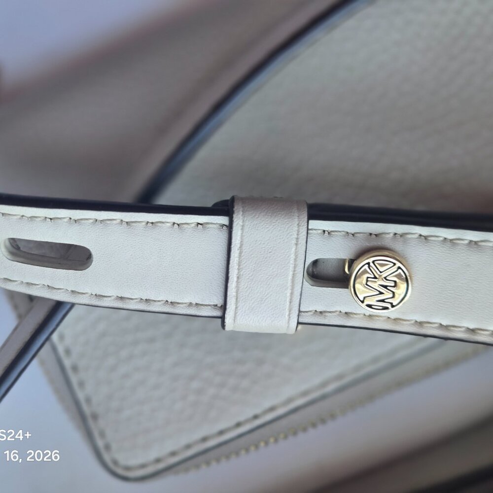 MICHAEL KORS PEBBLE LEATHER CROSSBODY & WALLET - Picture 5 of 15